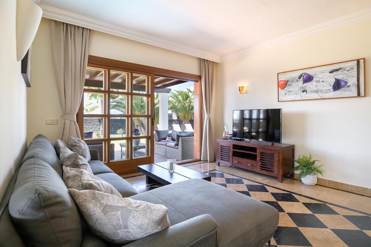 Hipoclub Villas, "Rosa" Villa Playa Blanca  Exterior photo